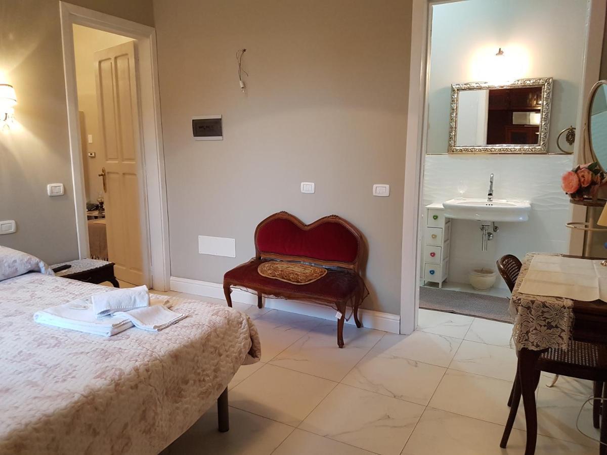Villa Liberty Ofelia Locazioni Brevi Cagliari Buitenkant foto